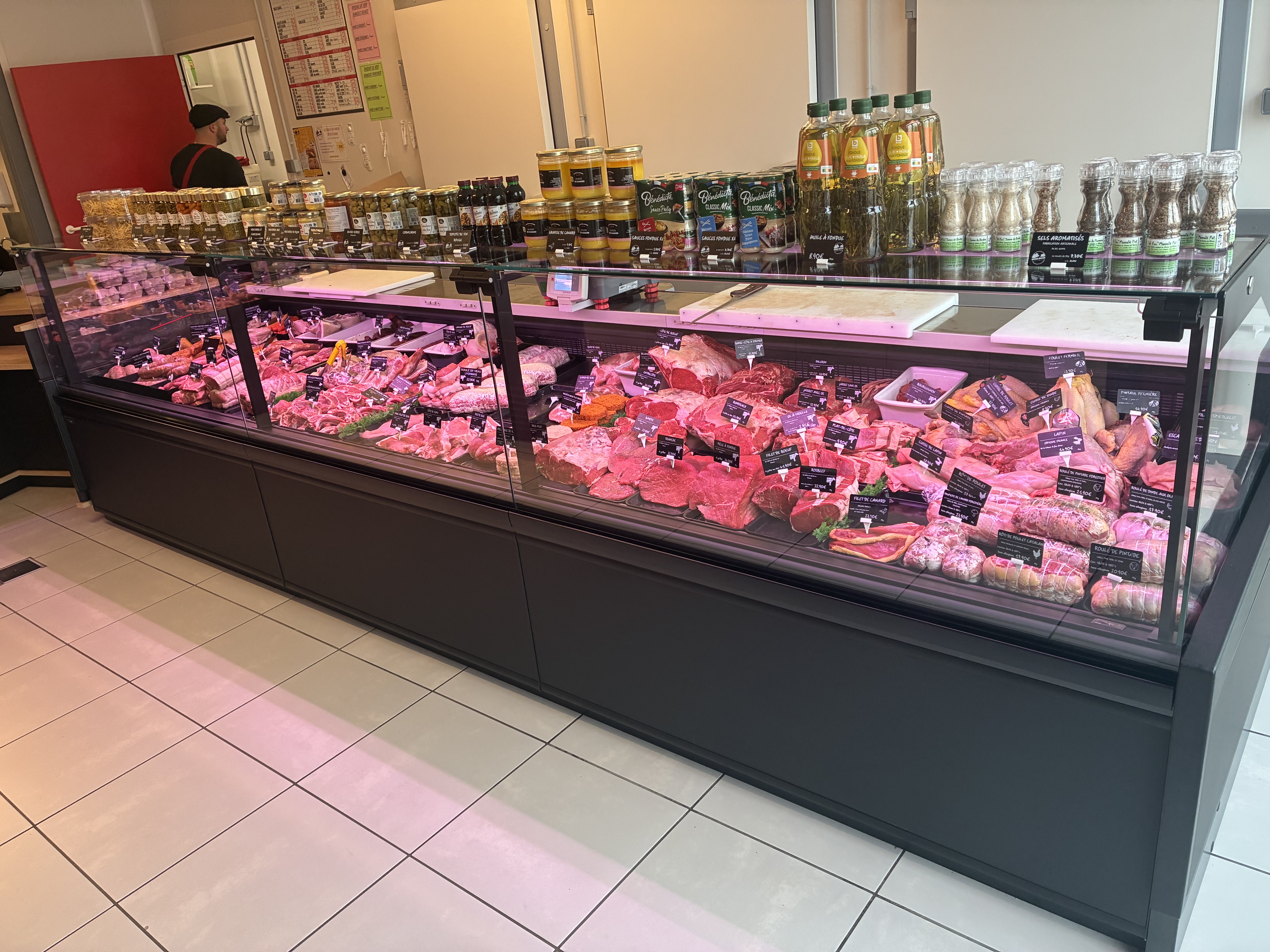 Vitrine boucherie et charcuterie