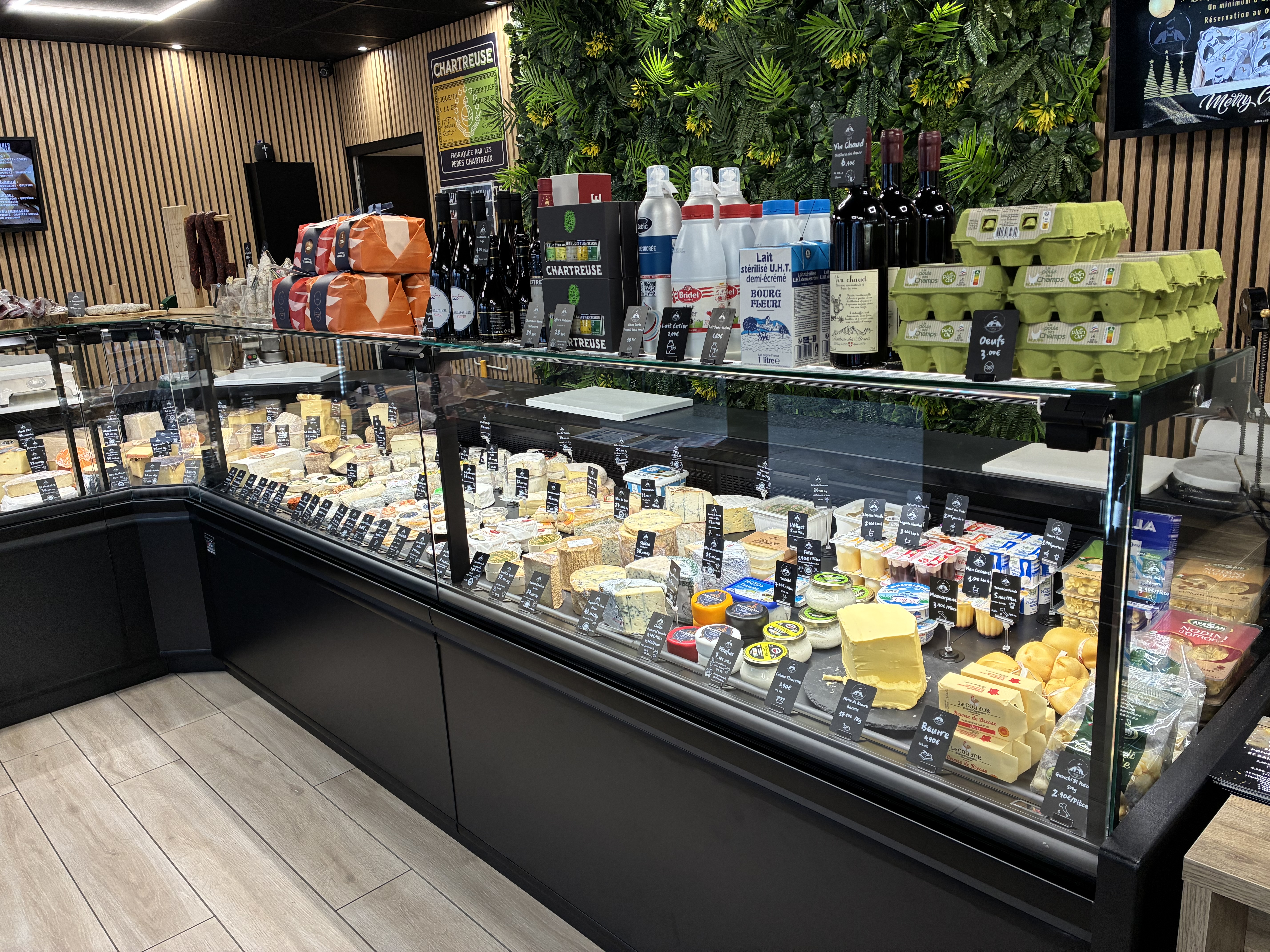 Photo nouvelles vitrines dans la magasin